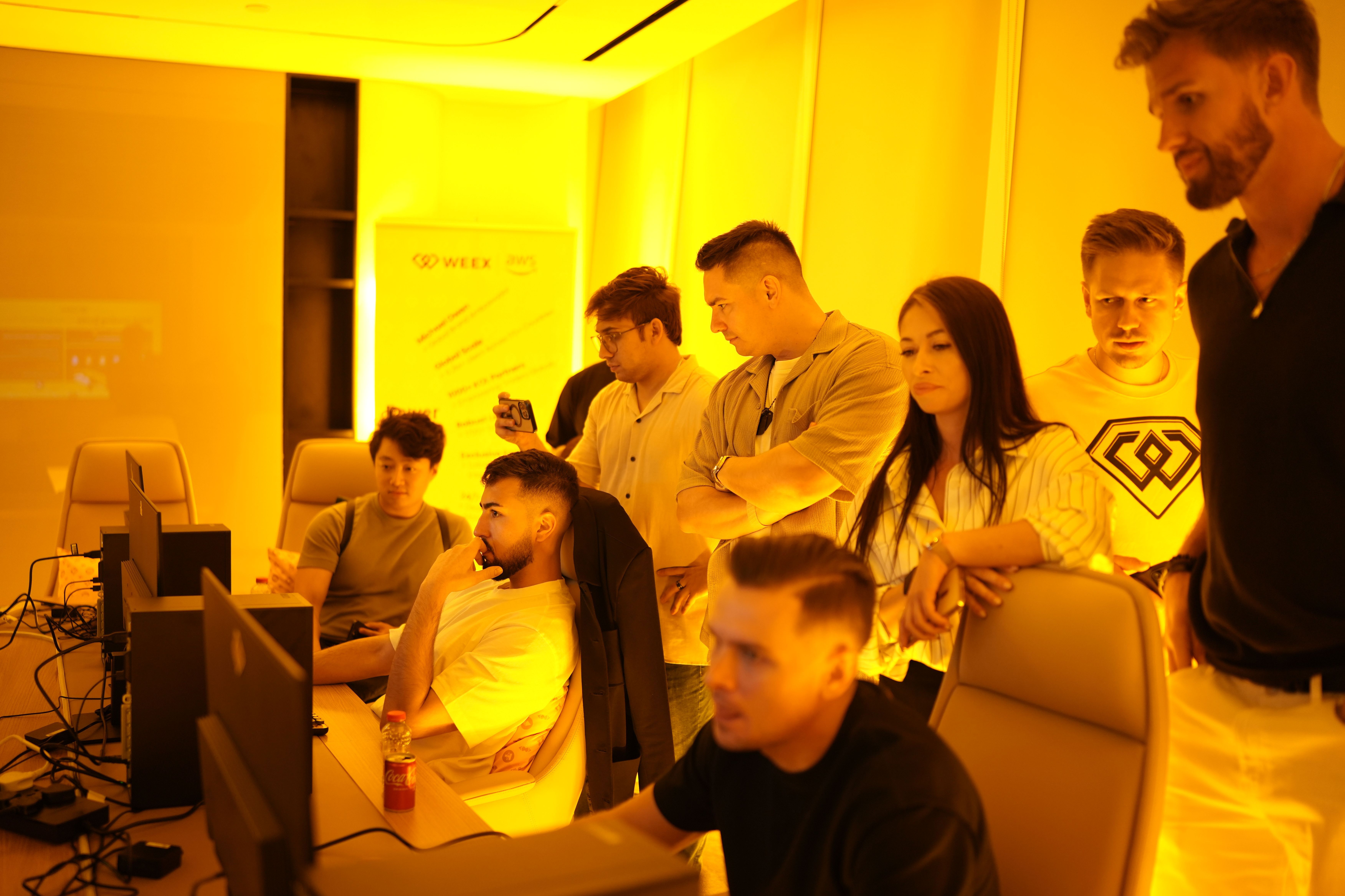 2. WEEX Dubai HODL’em Trading Royale und Dubai Offline Trading CompetitionJPG