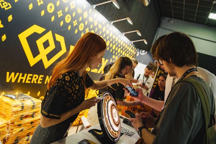 WEEX en Blockchain Forum 2025